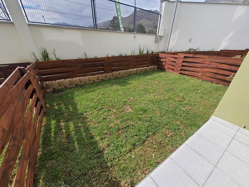 1 Bedroom Property for Sale in Gordons Bay Western Cape